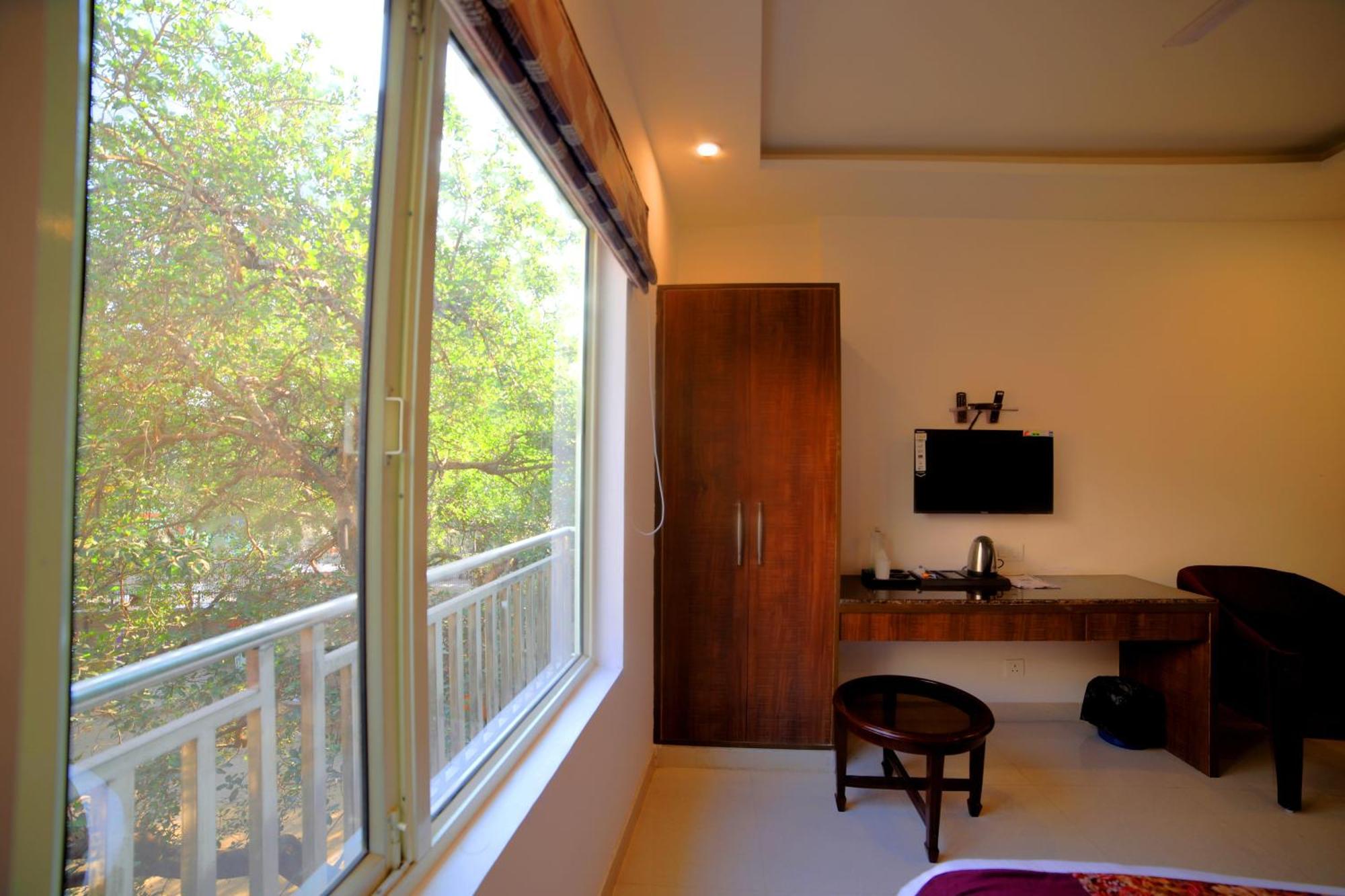 Hotel Chanakya Inn New Delhi Exterior photo