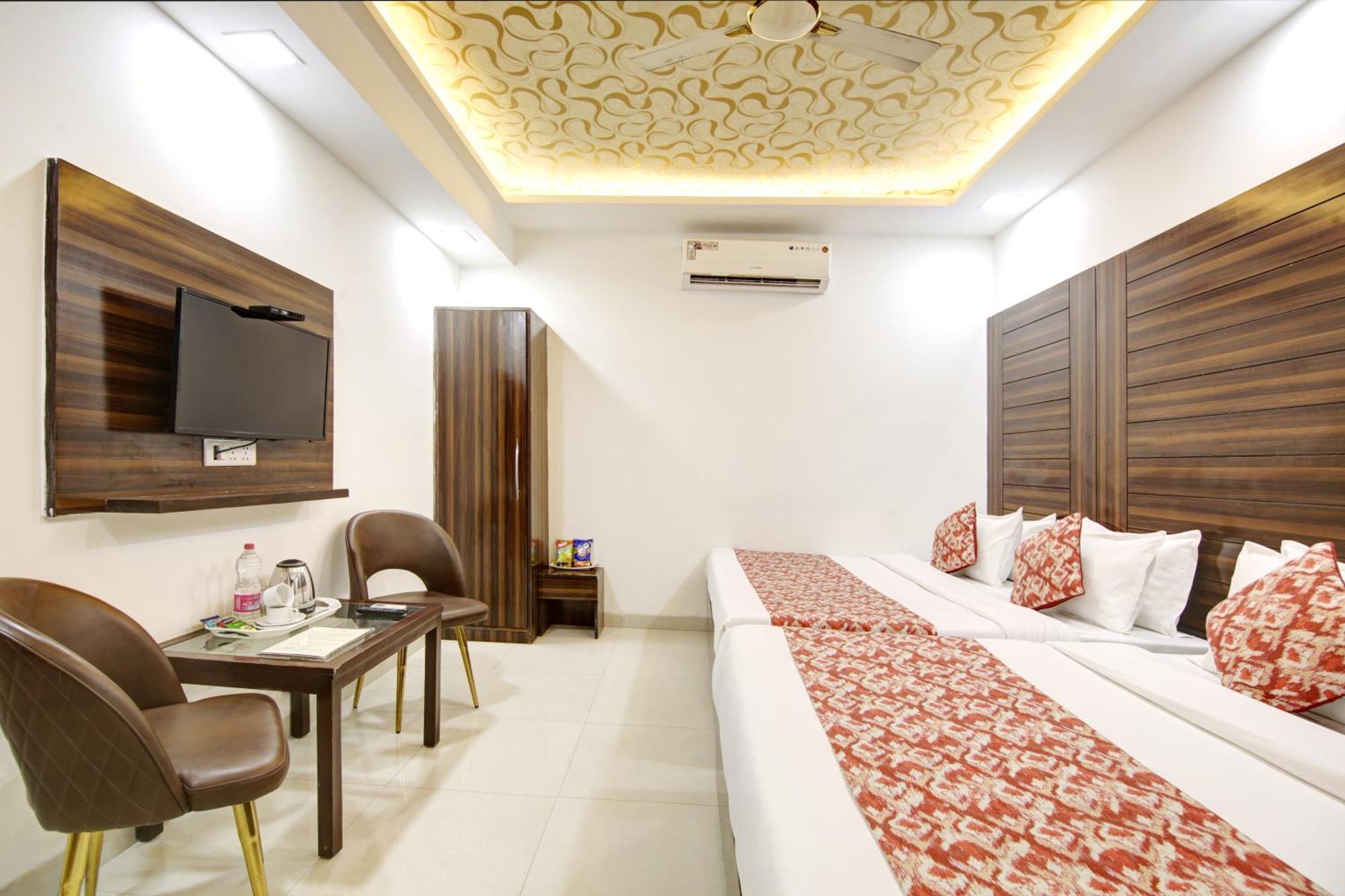 Hotel Chanakya Inn New Delhi Exterior photo