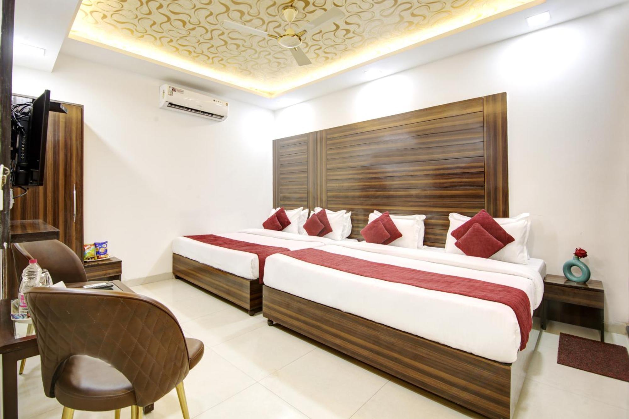 Hotel Chanakya Inn New Delhi Exterior photo