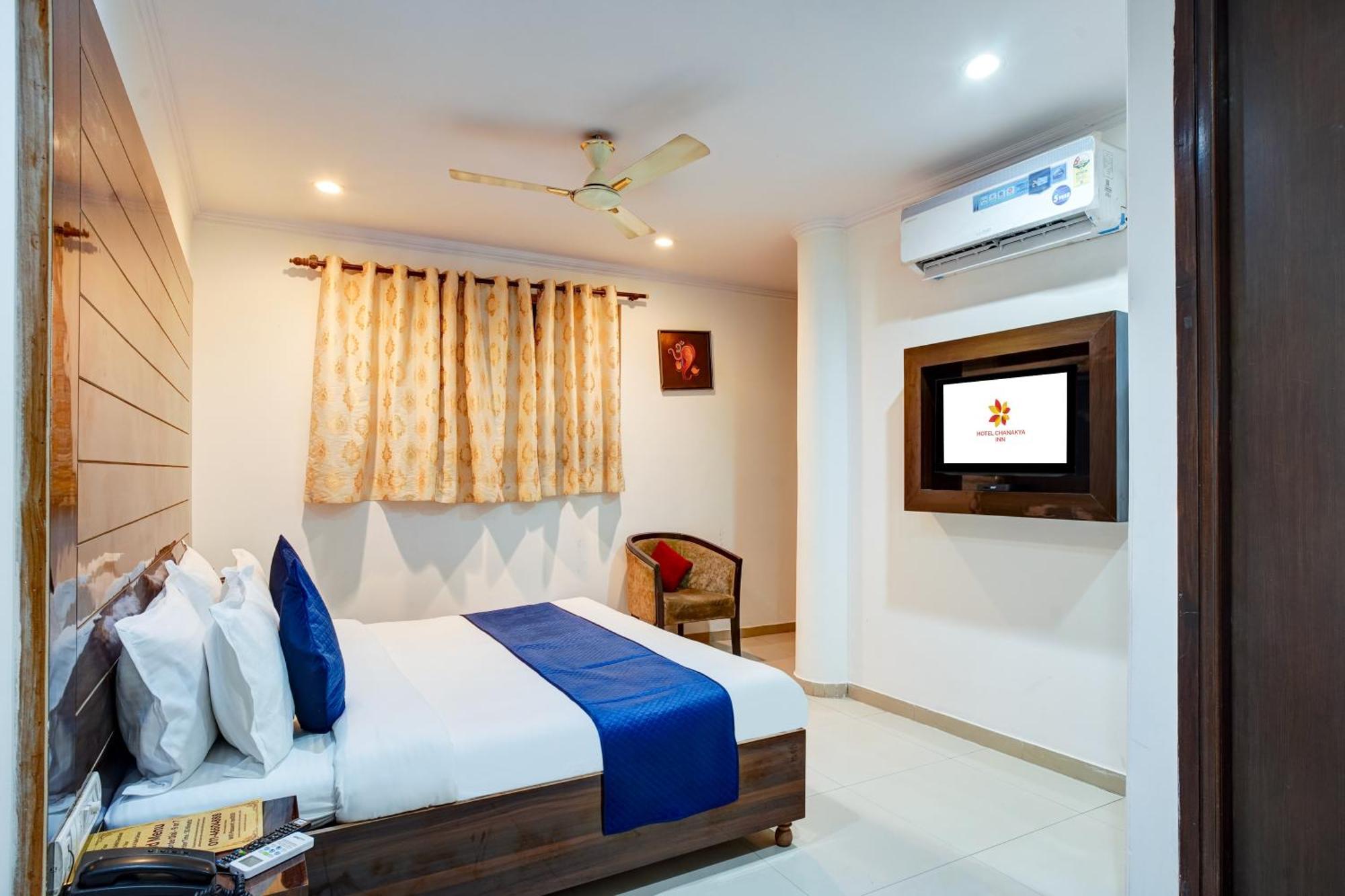 Hotel Chanakya Inn New Delhi Exterior photo