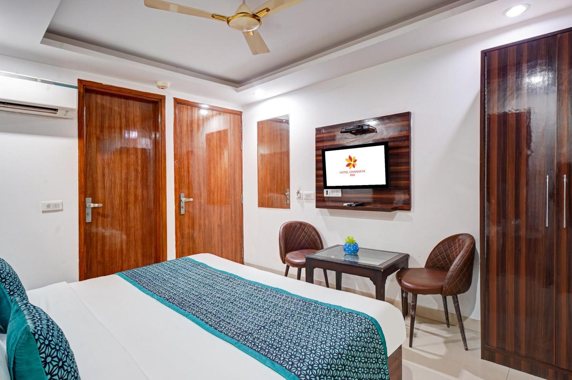 Hotel Chanakya Inn New Delhi Exterior photo