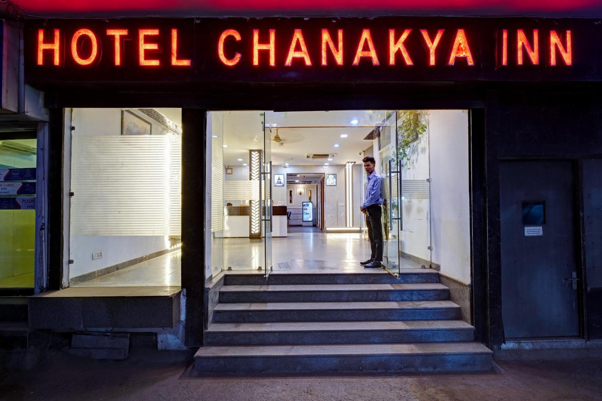 Hotel Chanakya Inn New Delhi Exterior photo