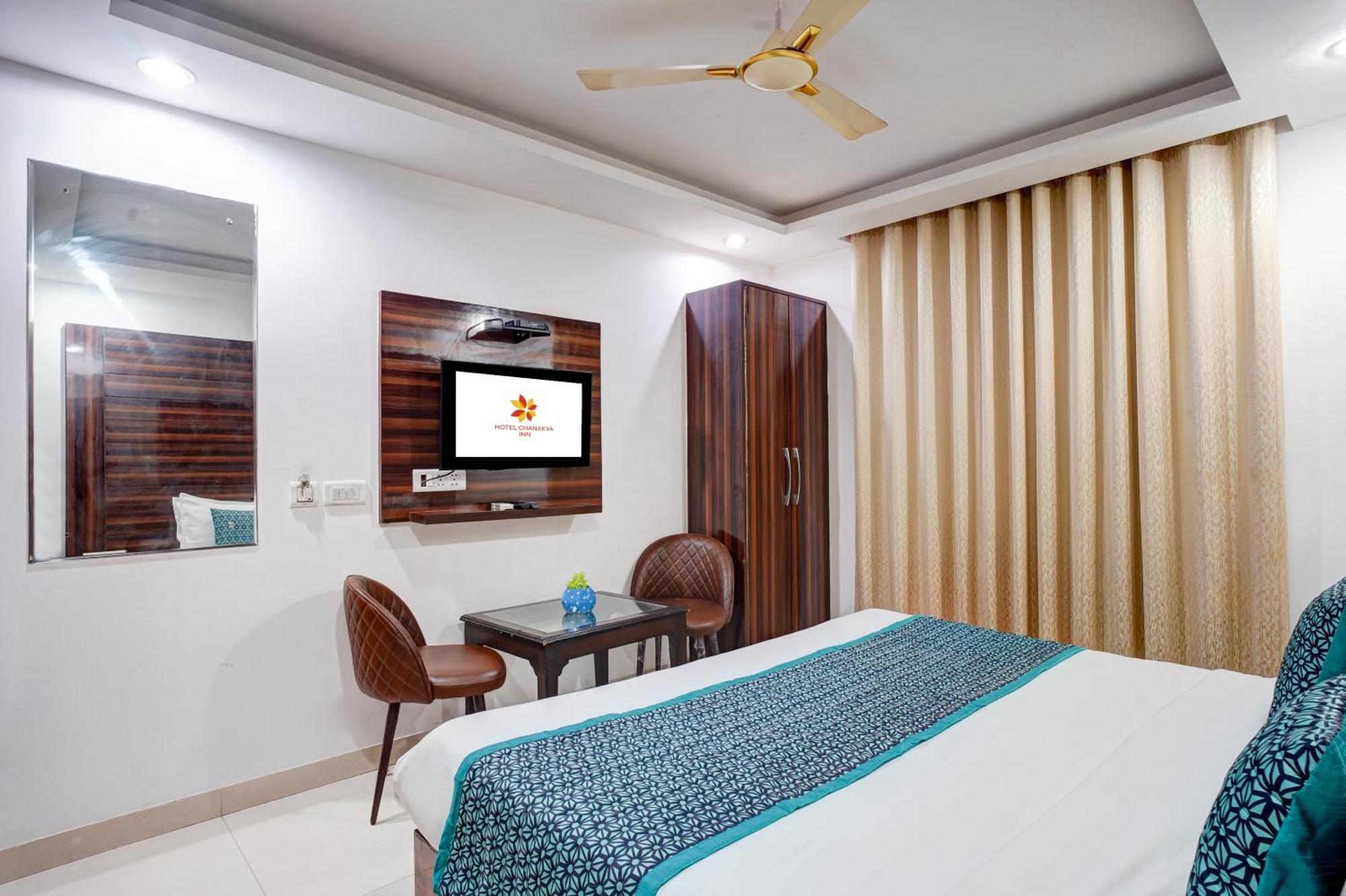 Hotel Chanakya Inn New Delhi Exterior photo