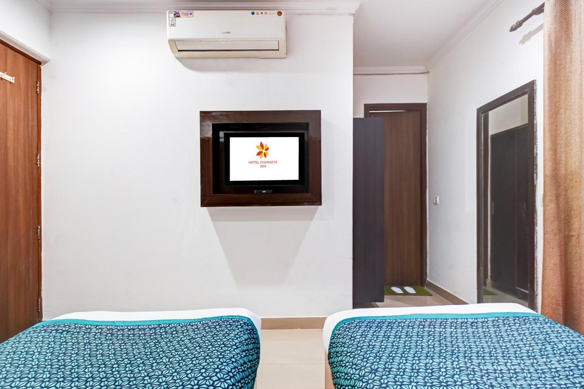 Hotel Chanakya Inn New Delhi Exterior photo